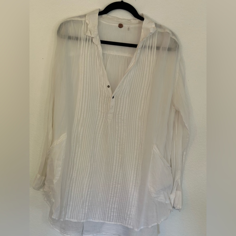 White free people tunic. Very good condition.